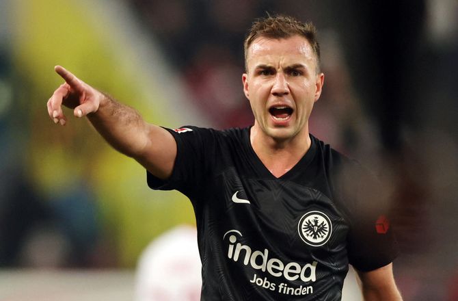 Bundesliga -Frankfurt forlænger med Mario Götze