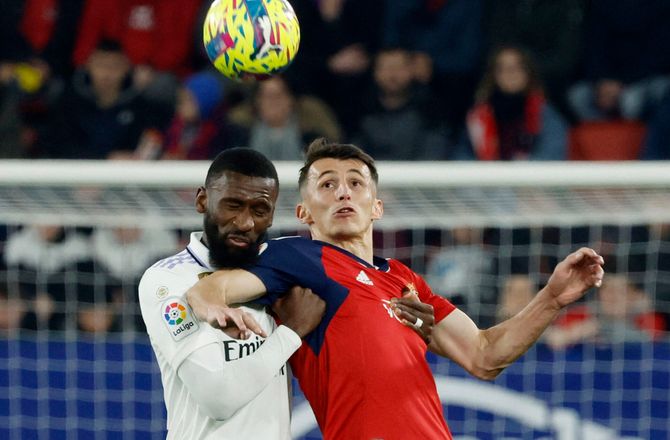 La Liga -Four more years - Osasuna belønner topscorer