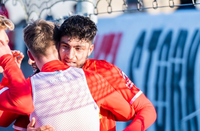 2. Bundesliga -Faghir nettede i premiere mod Hannover