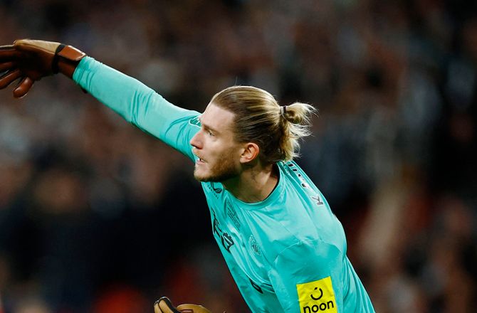 2. Bundesliga -Schalke bekræfter: Karius er skadet