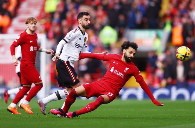 Premier League -Fernandes svarer Neville og Keane igen: Eksperter skal sige noget 
