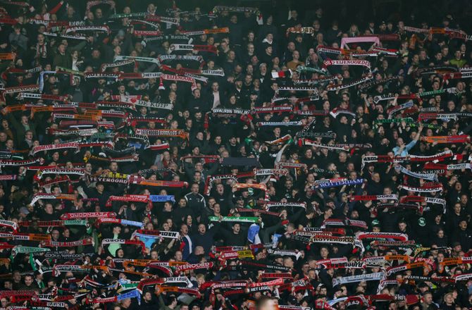 Europa League -Italienske myndigheder forbyder Feyenoord-fans i Rom