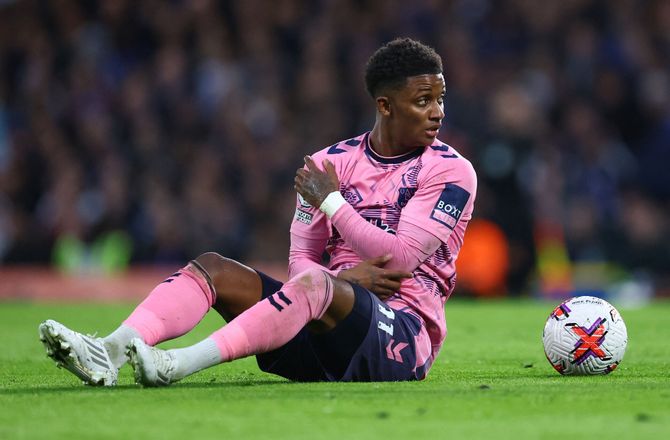CONCACAF Gold Cup -Evertons Gray skifter landshold - skal med til Gold Cup