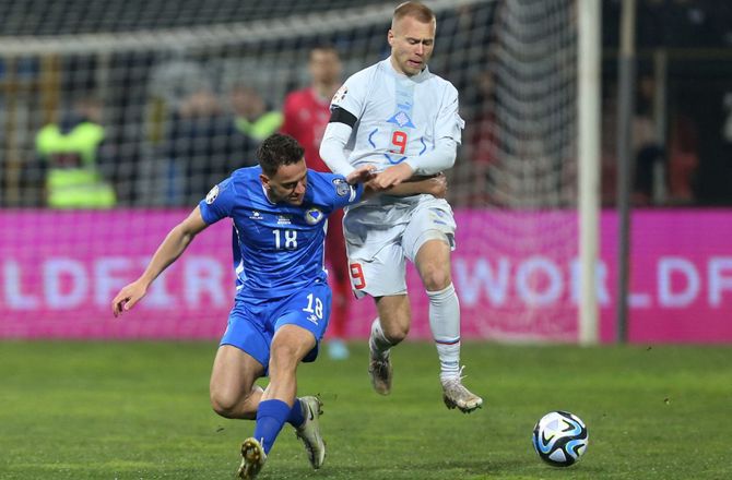 EM -Indskiftede Finnbogason stjal sejren i overtiden
