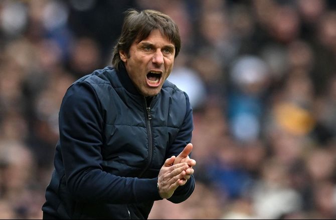 Serie A -Officielt: Conte er ny Napoli-træner