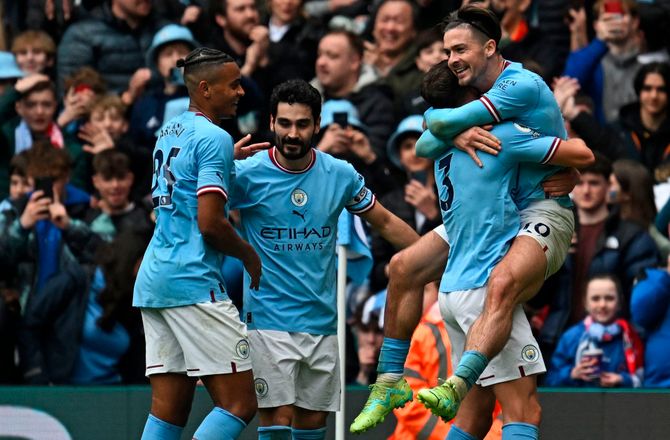 Premier League -City åbner PL-sæsonen mod Burnley - Chelsea får besøg af Liverpool