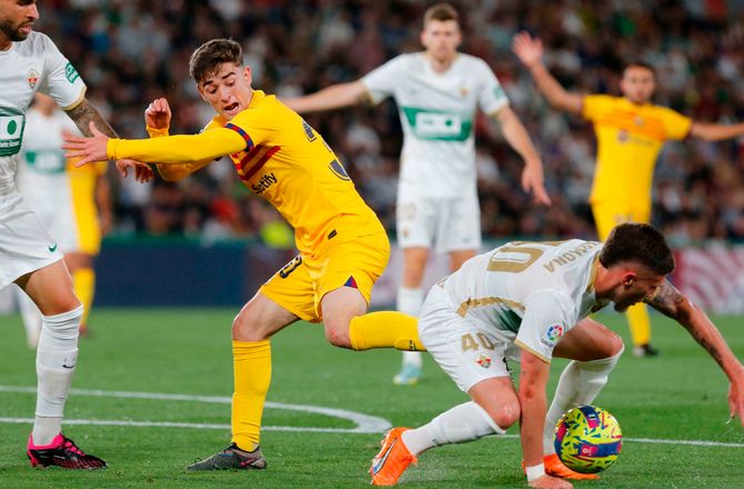 La Liga -Medier: La Liga-bundprop klager over Barcelonas brug af Gavi