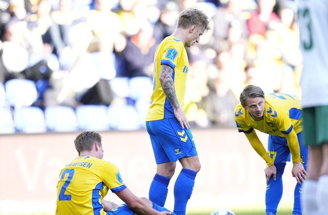3F Superliga -Kæmpe nedtur på Vestegnen! - Brøndby ydmyget af Viborg 