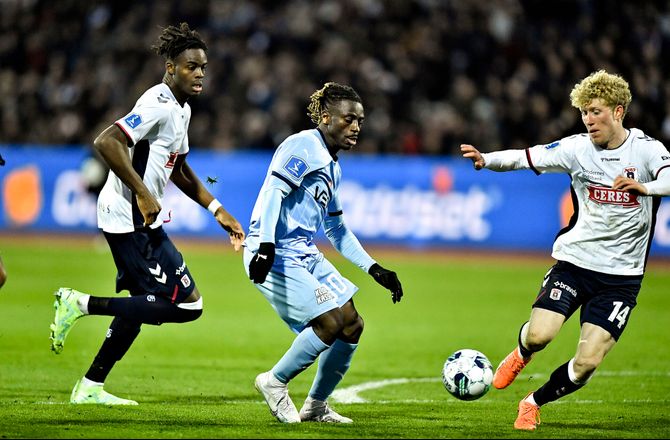 3F Superliga -Mølgaard hylder Röslers principper: Vi ser et mere spillende AGF-hold