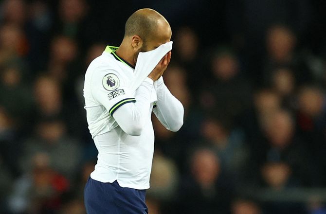 Premier League -Kæmpe drama! To røde kort da Tottenham smed sejren mod Everton