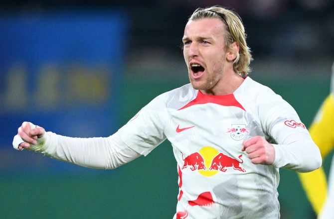 Bundesliga -Forsberg opfordres til Malmö-retur: Jansson ringer til mig hver dag