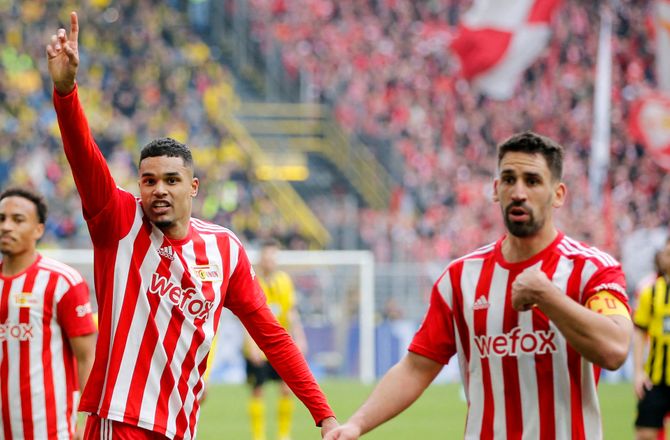 Bundesliga -Stor glæde hos Union Berlin - Khedira forlænger