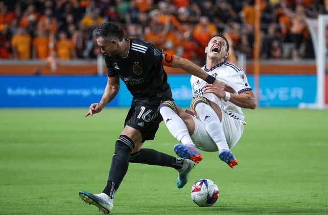 MLS -Sviatchenko på hold med mexicansk stjerne: Fans har landsholdstrøjer på