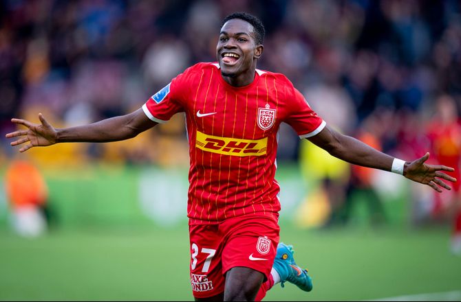 3F Superliga -FCN-boss forklarer Nuamah-fravær: Ting er blevet mere interessante
