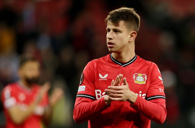 Bundesliga -Hoffenheim slår transferrekord for Leverkusen-spids