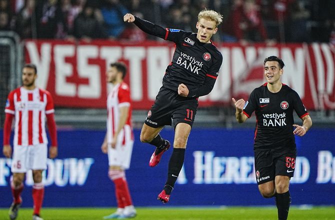 3F Superliga -AaB mistede livsvigtige point efter sen Isaksen-udligning