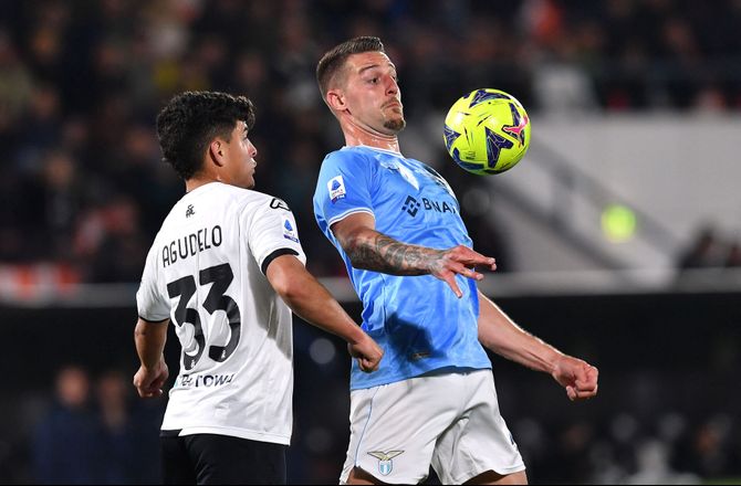 Serie A -Ronaldos Al Nassr handler i Spezia