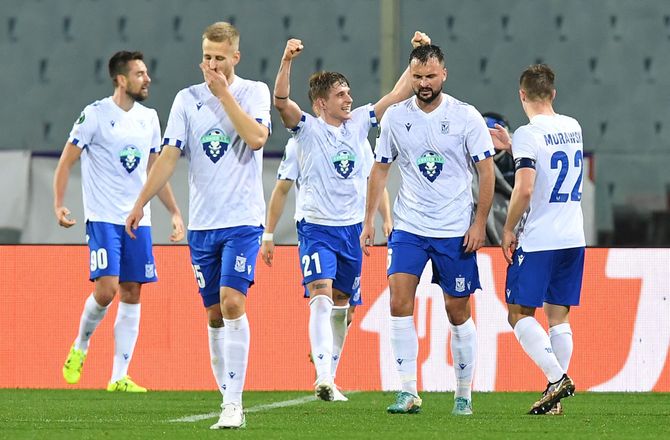Ekstraklasa -Carstensen fortsatte målformen for Niels F.