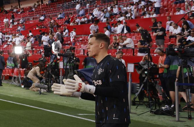 Premier League -Avis: PL-oprykker jagter United-keeper