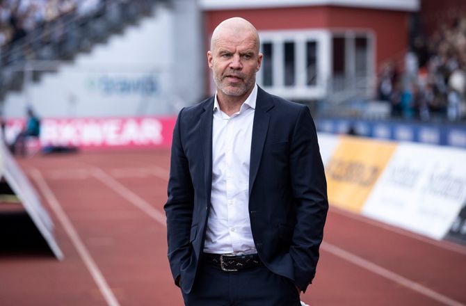 3F Superliga -AGF-chef kritiserer Mads Bechs agent: Beskidt og uprofessionelt