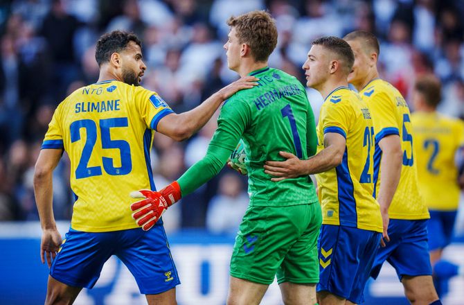 3F Superliga -Mads Hermansen reddede Brøndby: Han er uden tvivl Superligaens bedste
