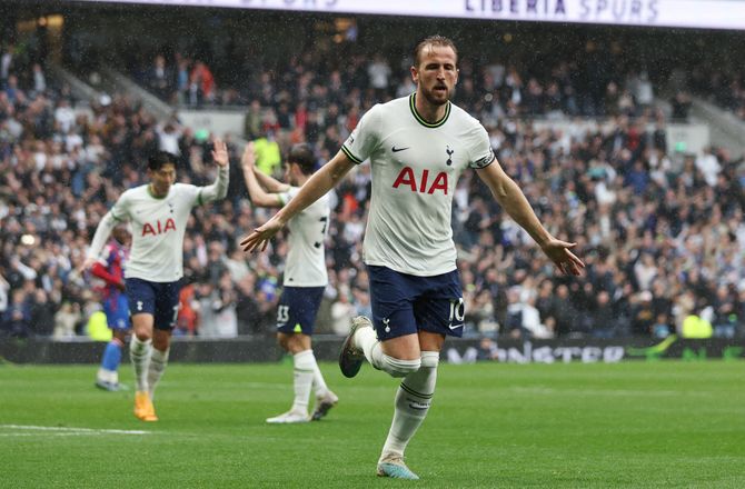 Premier League -Hodgson roser Kanes målnæse: Shearer skal være bekymret