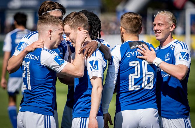 3F Superliga -Lyngby måtte ikke kende til AaB-resultat: Sluk telefonen eller på flytilstand