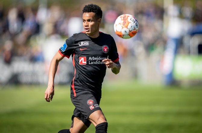 3F Superliga -FCM-back var hårdt ramt: Havde lidt svært ved at trække vejret