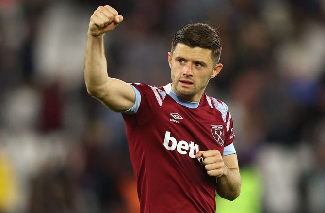 Premier League -West Ham forlænger med rutineret back