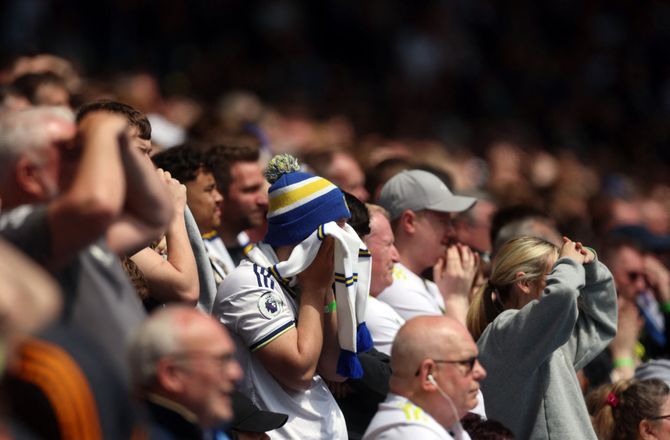 Træningskampe -Tysk politi vil ikke have Leeds-fans ind: Stærkt frustrerende
