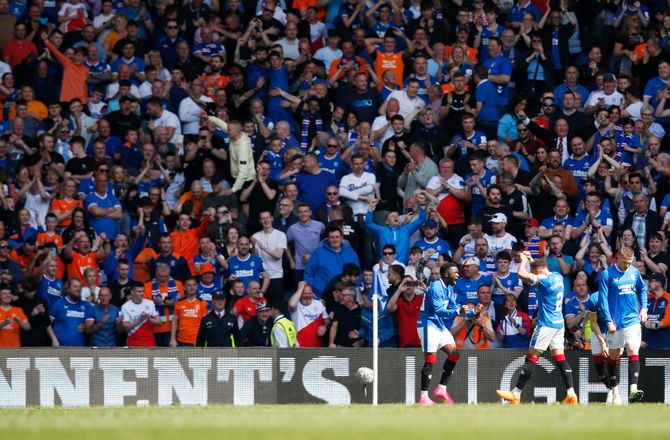 Rangers -Rangers-chef trækker sig tilbage grundet sygdom