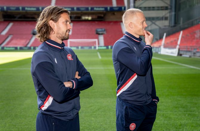 Pokalen -Rasmus Thelander og Lucas Andersen er med fra start for AaB