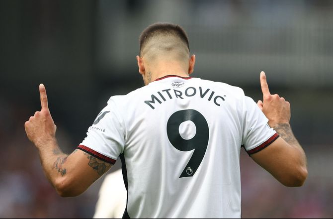 Premier League -Medie: Al Hilal byder 222 millioner kroner på Mitrovic