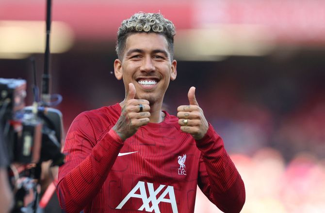 1. Division -Firmino meldes i forhandlinger med Al Ahli