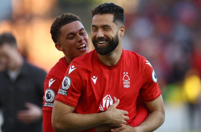 Premier League -Nottingham-forsvarsklippe: Steve Cooper er en faderfigur