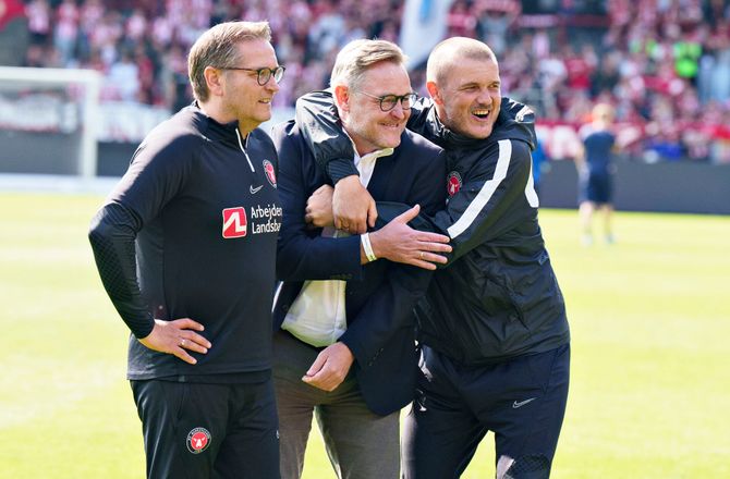 ECL -FCM bliver klogere på ECL-modstander