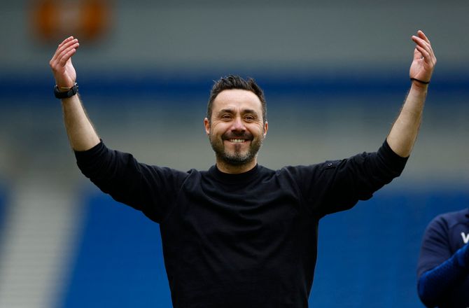 Premier League -Brighton udlejer og forlænger med forsvarstalent