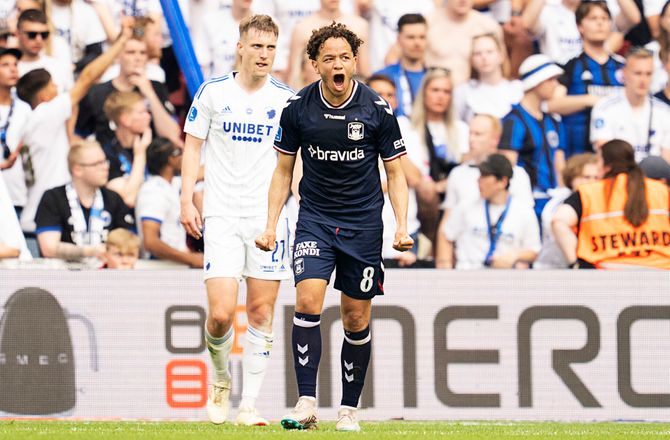 3F Superliga -Mikael Anderson efter målfest: Ganske forfærdeligt