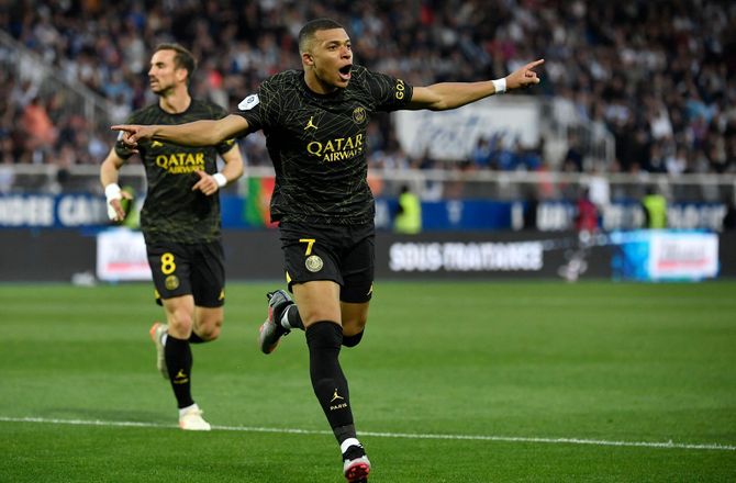 Ligue 1 -Nyt PSG-mesterskab næsten i hus efter Mbappe-show