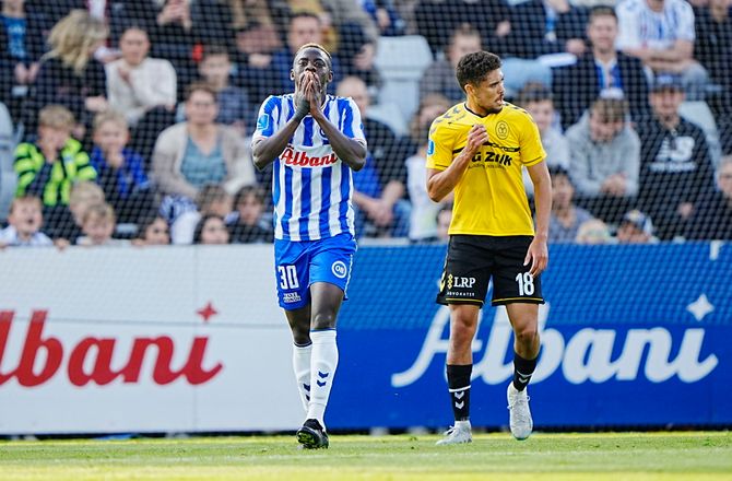 3F Superliga -Minteh snakkede i telefon under kamp: Det var bare min agent