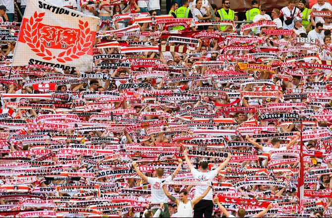 Bundesliga -Stuttgart henter Woo-Yeong Jeong