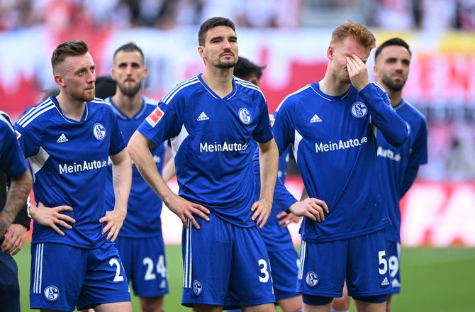 2. Bundesliga -Emil Højlund fik comeback i vanvittigt Schalke-kollaps 