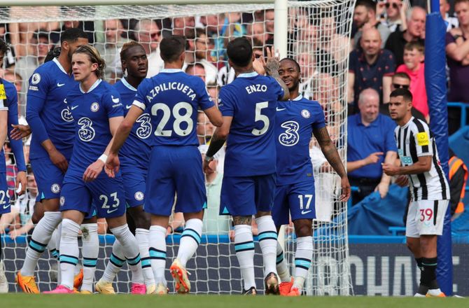 Premier League -Chelsea bekræfter: Køber 16-årigt midtbanetalent