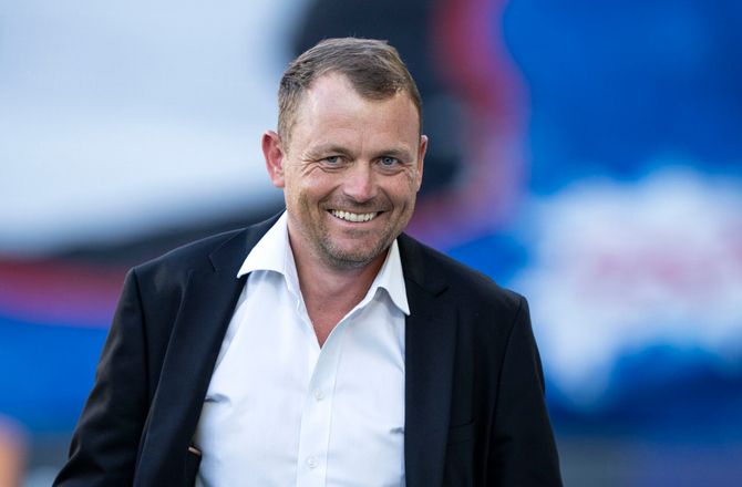 3F Superliga -AGF-direktør jubler over TV-penge: Har lovet spillerne lidt
