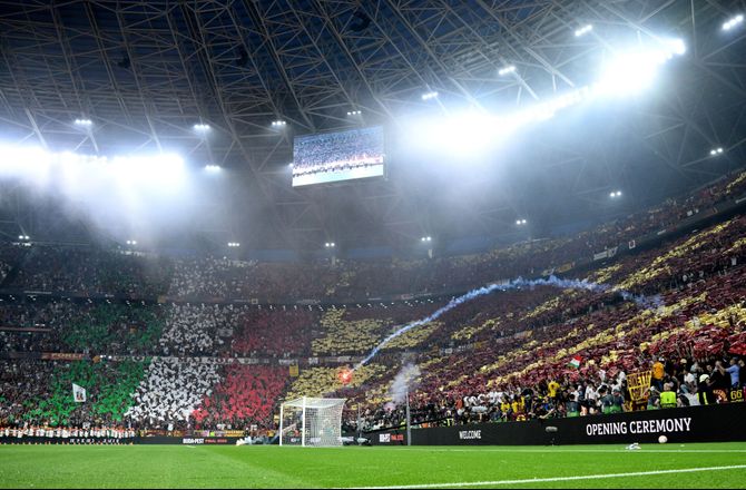 Serie A -Roma-kamp afbrudt og udskudt efter kollaps