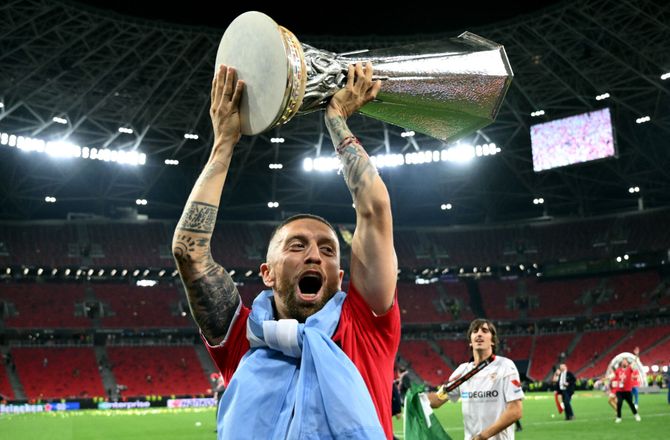 Serie B -Efter dopingdom: Papu Gomez tygger på Serie B-tilbud