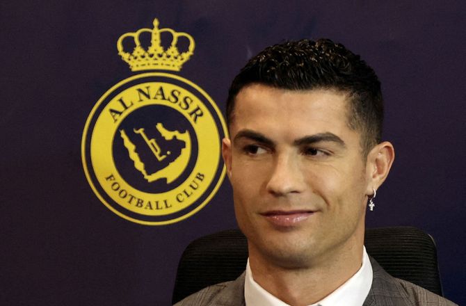 Al Nassr FC -Bekræftet: Ronaldos Al Nassr har fået transferforbud 