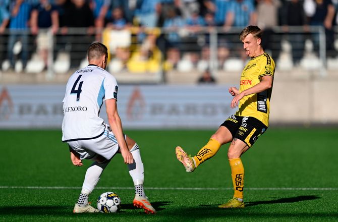 Allsvenskan -Brandvarm Okkels sparkede Elfsborg på førstepladsen