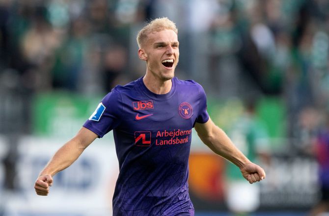 3F Superliga -Medie: Lazio har budt på Isaksen - FCM vil have mere end 100 mio.
