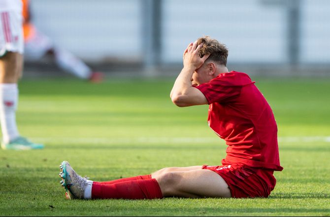 EM U21 -Skræk-debut for dansker: U21-landsholdet sænket af Ingason